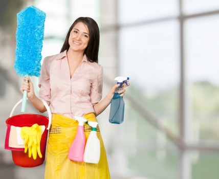 Camden carpet cleaners explaining transparent pricing for a residential carpet cleaning quote