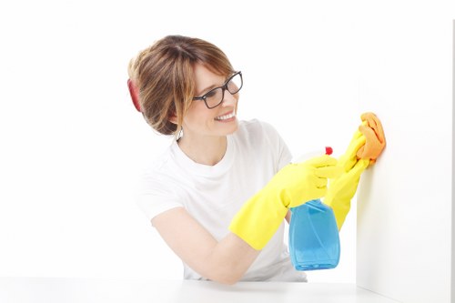 Kitchen and bathroom cleaning in a Camden apartment